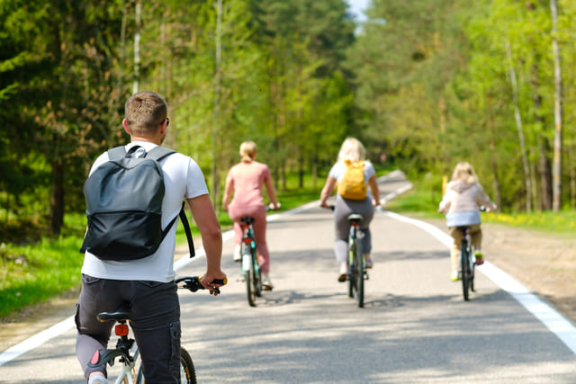 Cycling and Spine Health: Tips for Riders