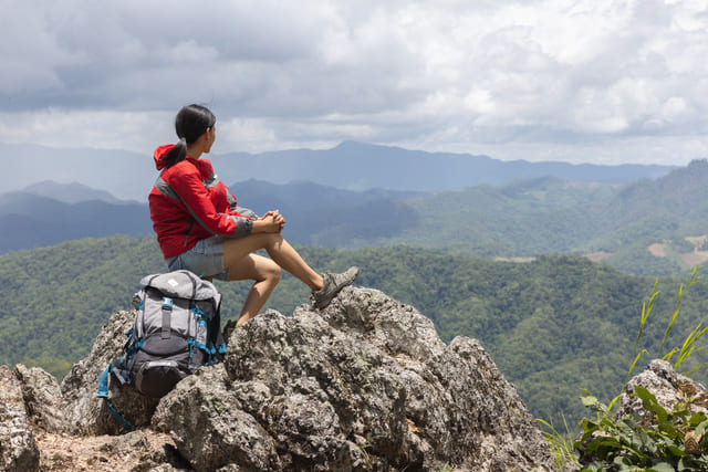 How to Prevent Lower Back Pain When Hiking in the UK